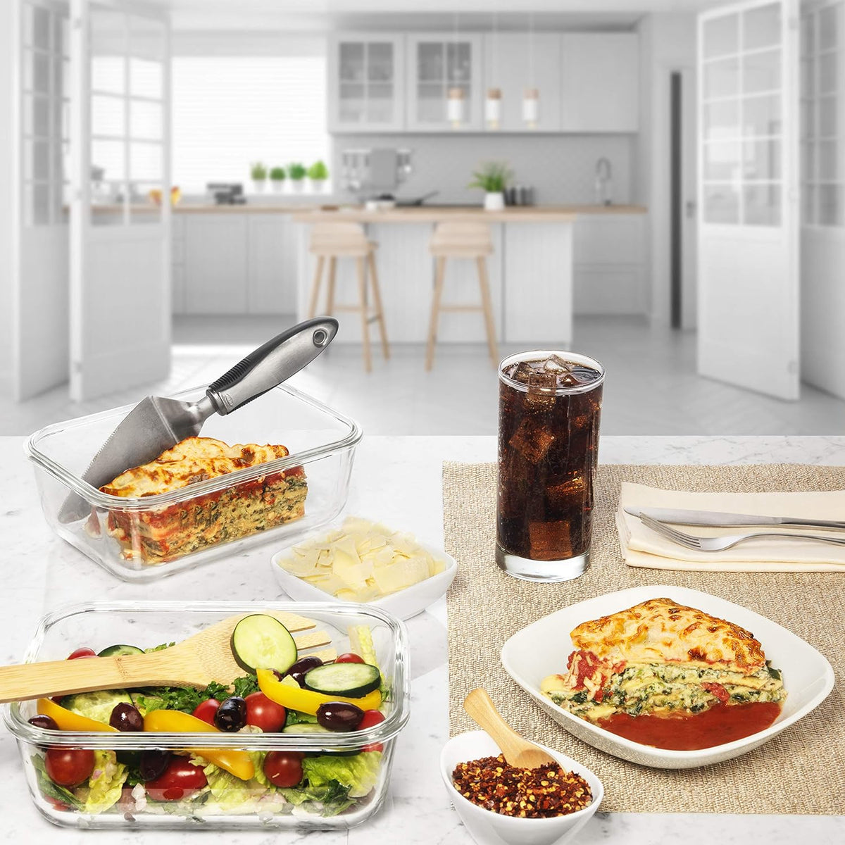 8 Cups/ 63 Oz 4 Piece (2 Containers + 2 Lids) Large Glass Food Storage/ Baking Containers with Locking Lids . Ideal for Storing Food, Vegetables or Fruits. BPA Free & Leak Proof -Microwave, Oven Safe